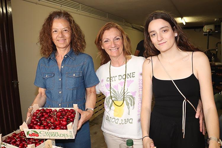 26a Fira-Mercat de la Cirera de Terrades 26a Fira-Mercat de la Cirera de Terrades