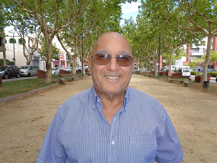 Sardinada, campionat de botifarra i bons espectacles musicals a la Rambla Nova Antonio de la Torre