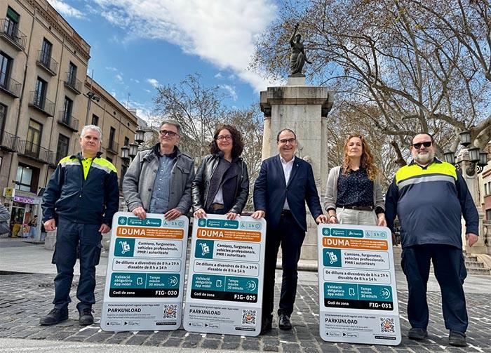 Figueres implanta un nou sistema de millora de gestió i de control de les zones de càrrega i descàrrega Figueres implanta un nou sistema de millora de gestió i de control de les zones de càrrega i descàrrega