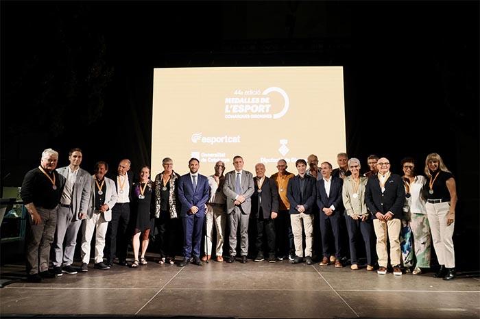 La Generalitat i la Diputació de Girona entreguen quinze noves Medalles de l’Esport de les Comarques Gironines, en la 44a edició d’aquest guardó La Generalitat i la Diputació de Girona entreguen quinze noves Medalles de l'Esport de les Comarques Gironines, en la 44a edició d'aquest guardó