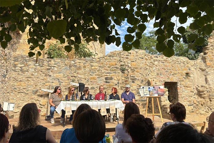 Rabós d’Empordà obre les portes a la IV edició de Contraban, la fira de vins lliures de les Alberes Rabós d'Empordà obre les portes a la IV edició de Contraban, la fira de vins lliures de les Alberes