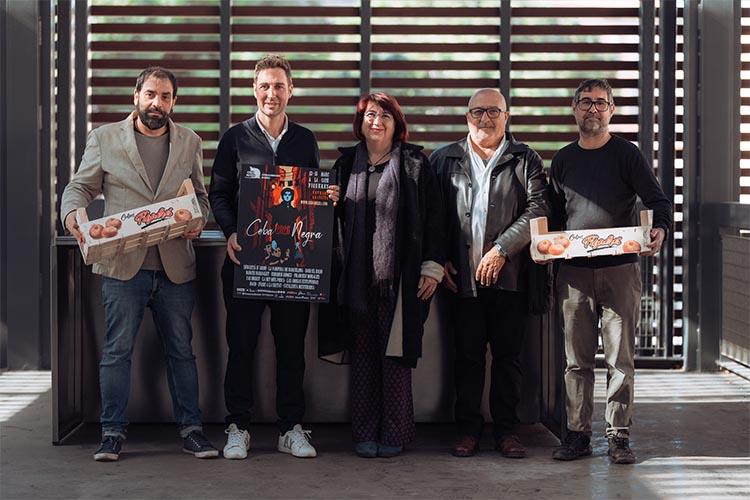 El 5è festival Ceba Negra, de Figueres, s’amplia i s’enfoca en la crònica negra i en les llegendes i misteris de país El 5è festival Ceba Negra, de Figueres, s’amplia i s’enfoca en la crònica negra i en les llegendes i misteris de país