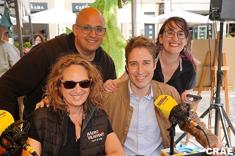 Figueres viu la Diada de Sant Jordi amb llibres, roses i cultura Sant Jordi Figueres
