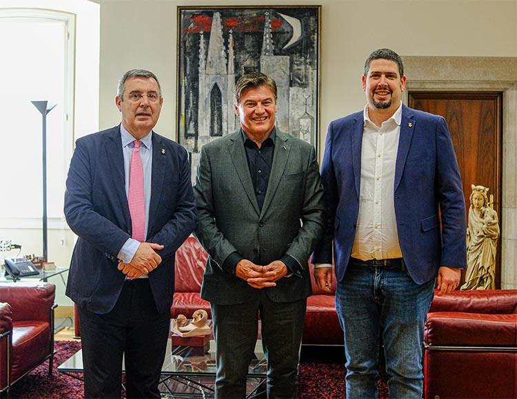 PIMEC impulsa la primera edició de Girona Empresa per reconèixer les empreses i el talent gironí, amb el suport de la Diputació de Girona PIMEC impulsa la primera edició de Girona Empresa per reconèixer les empreses i el talent gironí, amb el suport de la Diputació de Girona