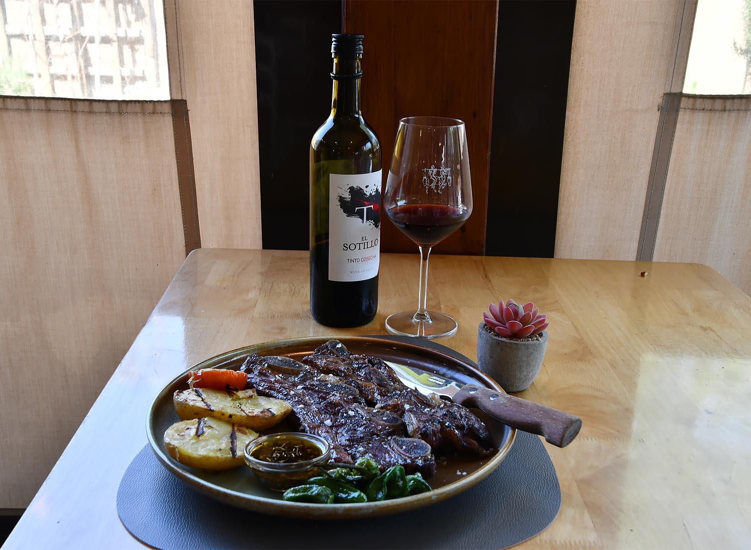 La Terraza: cuina de mercat i brasa al cor de Castelló d’Empúries La Terraza