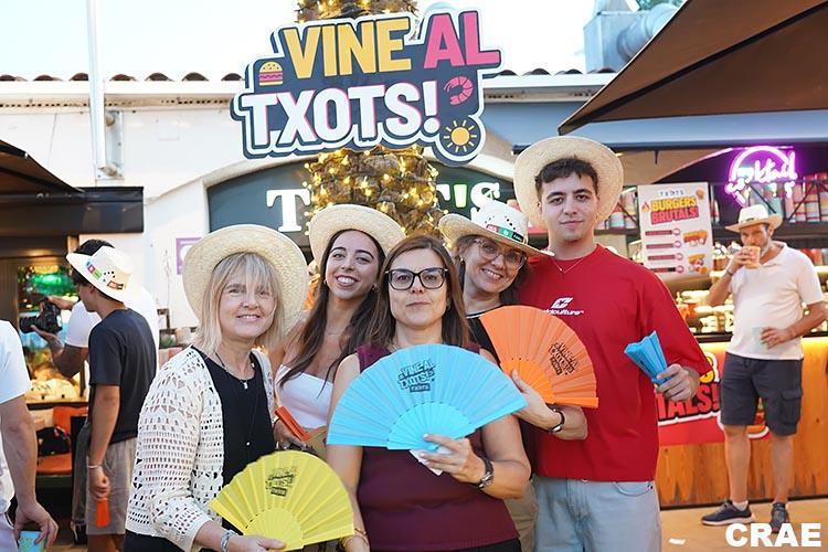 El Txots Empuriabrava dona la benvinguda a l’estiu Festa al Txots