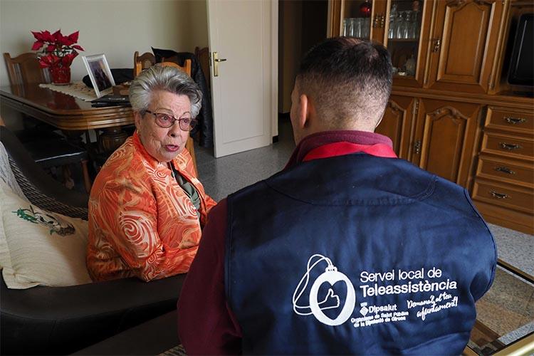 Dipsalut identifica 43 nous casos de maltractament a persones grans a través del Servei de Teleassistència Dipsalut identifica 43 nous casos de maltractament a persones grans a través del Servei de Teleassistència