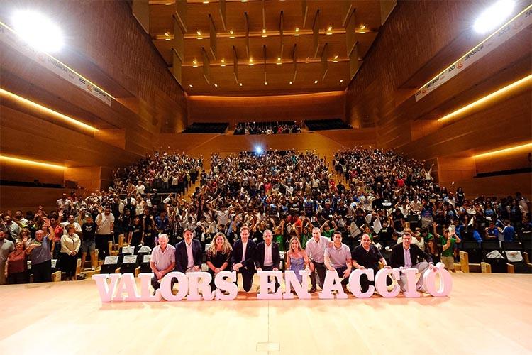 Trenta sis esportistes, equips i entitats gironins, reconeguts pel seu joc net i exemplaritat en la X Gala Valors en Acció Trenta sis esportistes, equips i entitats gironins, reconeguts pel seu joc net i exemplaritat en la X Gala Valors en Acció