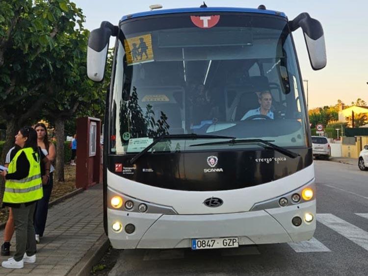 El Ple del Consell Comarcal aprova l’adjudicació del nou contracte de transport escolar per als pròxims cinc cursos El Ple del Consell Comarcal aprova l’adjudicació del nou contracte de transport escolar per als pròxims cinc cursos