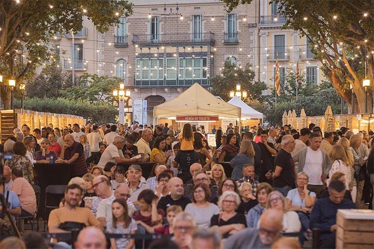 Figueres uneix la Mostra del Vi de l’Empordà i el Fòrum Gastronòmic Ciutat en una proposta conjunta a la Rambla Figueres uneix la Mostra del Vi de l’Empordà i el Fòrum Gastronòmic Ciutat en una proposta conjunta a la Rambla